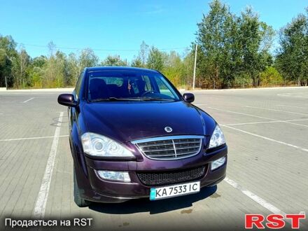 Cанг Йонг Кирон 2010 в Сумах на Automoto.ua Красный Cанг Йонг Кирон, объемом двигателя 2 л и пробегом 237 тыс. км за 6800 $, фото 1 на Automoto.ua