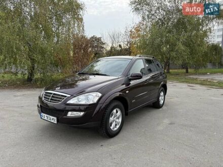 Cанг Йонг Кирон 2010 в Харькове на Automoto.ua Красный Cанг Йонг Кирон, объемом двигателя 2.3 л и пробегом 220 тыс. км за 6600 $, фото 1 на Automoto.ua