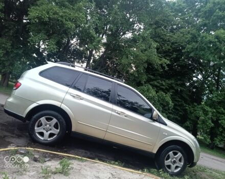 Желтый Cанг Йонг Кирон, объемом двигателя 2 л и пробегом 350 тыс. км за 7000 $, фото 1 на Automoto.ua