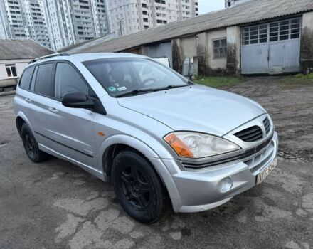 Сірий Cанг Йонг Kyron, об'ємом двигуна 2 л та пробігом 234 тис. км за 3500 $, фото 3 на Automoto.ua