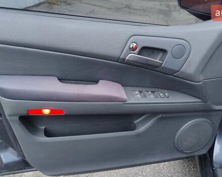 Сірий Cанг Йонг Kyron, об'ємом двигуна 2 л та пробігом 289 тис. км за 4999 $, фото 15 на Automoto.ua