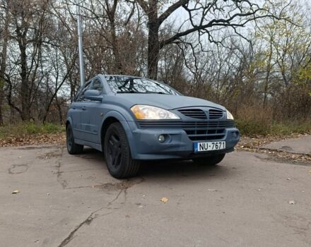 Сірий Cанг Йонг Kyron, об'ємом двигуна 2 л та пробігом 293 тис. км за 4999 $, фото 3 на Automoto.ua