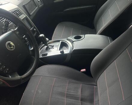 Сірий Cанг Йонг Kyron, об'ємом двигуна 2 л та пробігом 180 тис. км за 7300 $, фото 6 на Automoto.ua