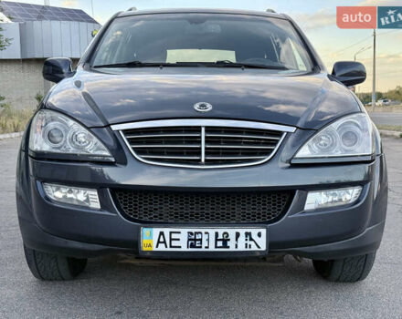 Серый Cанг Йонг Кирон, объемом двигателя 2 л и пробегом 139 тыс. км за 7800 $, фото 1 на Automoto.ua