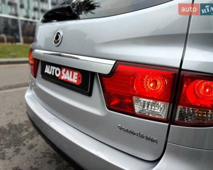 Серый Cанг Йонг Кирон, объемом двигателя 2.3 л и пробегом 163 тыс. км за 5990 $, фото 18 на Automoto.ua