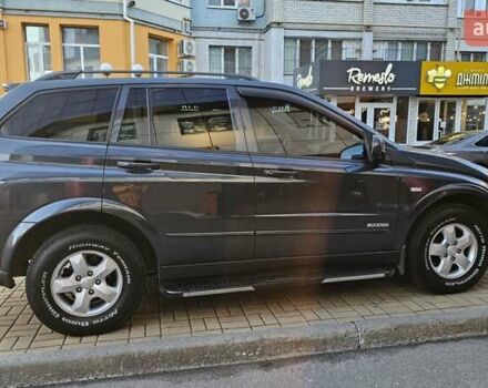 Сірий Cанг Йонг Kyron, об'ємом двигуна 2 л та пробігом 145 тис. км за 10500 $, фото 1 на Automoto.ua