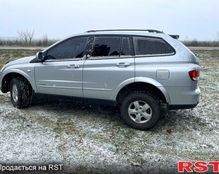 Серый Cанг Йонг Кирон, объемом двигателя 2 л и пробегом 200 тыс. км за 9000 $, фото 1 на Automoto.ua