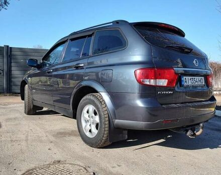Сірий Cанг Йонг Kyron, об'ємом двигуна 2 л та пробігом 165 тис. км за 9000 $, фото 3 на Automoto.ua