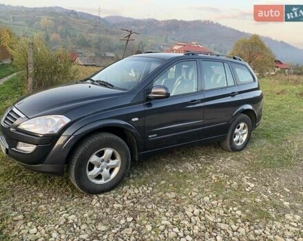 Сірий Cанг Йонг Kyron, об'ємом двигуна 2.3 л та пробігом 136 тис. км за 10000 $, фото 2 на Automoto.ua