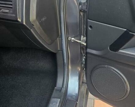 Серый Cанг Йонг Кирон, объемом двигателя 2 л и пробегом 150 тыс. км за 10000 $, фото 12 на Automoto.ua