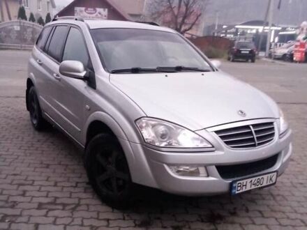 Сірий Cанг Йонг Kyron, об'ємом двигуна 2 л та пробігом 260 тис. км за 6400 $, фото 1 на Automoto.ua