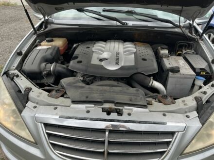 Серый Cанг Йонг Кирон, объемом двигателя 2.7 л и пробегом 275 тыс. км за 5000 $, фото 1 на Automoto.ua