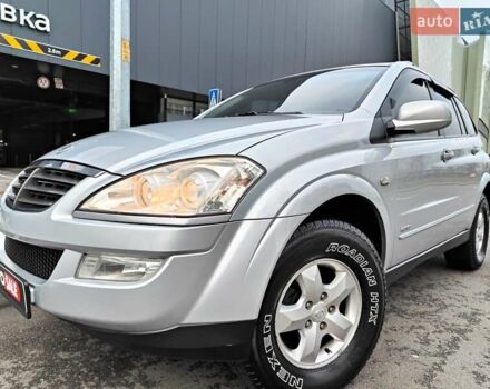 Серый Cанг Йонг Кирон, объемом двигателя 2.3 л и пробегом 163 тыс. км за 5990 $, фото 1 на Automoto.ua