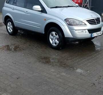 Сірий Cанг Йонг Kyron, об'ємом двигуна 2 л та пробігом 218 тис. км за 6900 $, фото 1 на Automoto.ua