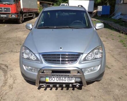 Сірий Cанг Йонг Kyron, об'ємом двигуна 2 л та пробігом 152 тис. км за 8500 $, фото 1 на Automoto.ua