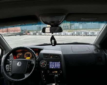 Синій Cанг Йонг Kyron, об'ємом двигуна 2 л та пробігом 113 тис. км за 6499 $, фото 8 на Automoto.ua