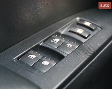 Синій Cанг Йонг Kyron, об'ємом двигуна 2.3 л та пробігом 180 тис. км за 8900 $, фото 18 на Automoto.ua