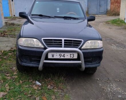 Черный Cанг Йонг Муссо, объемом двигателя 2.9 л и пробегом 255 тыс. км за 5429 $, фото 5 на Automoto.ua