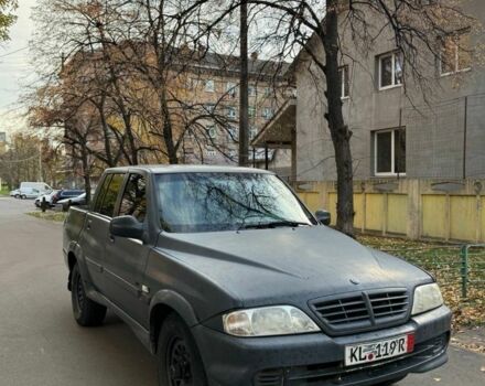 Серый Cанг Йонг Муссо, объемом двигателя 3 л и пробегом 300 тыс. км за 2350 $, фото 1 на Automoto.ua