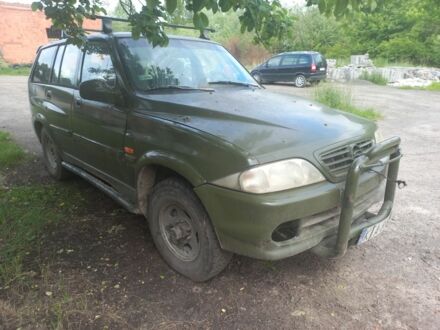 Cанг Йонг Муссо 2000 у Луцьку на Automoto.ua Зелений Cанг Йонг Муссо, об'ємом двигуна 2.9 л та пробігом 250 тис. км за 1700 $, фото 1 на Automoto.ua