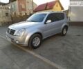 Сірий Cанг Йонг Rexton II, об'ємом двигуна 2.7 л та пробігом 180 тис. км за 8900 $, фото 1 на Automoto.ua