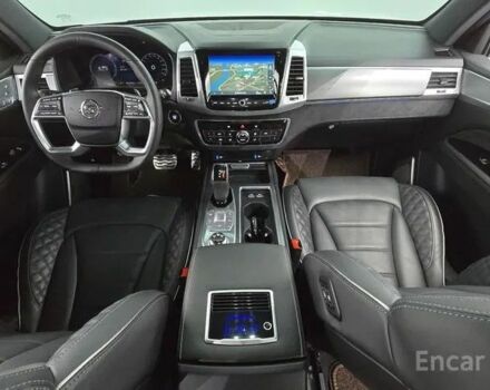 Белый Cанг Йонг Рекстон, объемом двигателя 2.2 л и пробегом 14 тыс. км за 43999 $, фото 5 на Automoto.ua