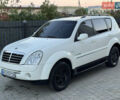 Білий Cанг Йонг Rexton, об'ємом двигуна 2.7 л та пробігом 245 тис. км за 7850 $, фото 4 на Automoto.ua