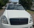 Білий Cанг Йонг Rexton, об'ємом двигуна 2.7 л та пробігом 270 тис. км за 8000 $, фото 1 на Automoto.ua