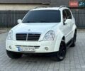 Білий Cанг Йонг Rexton, об'ємом двигуна 2.7 л та пробігом 245 тис. км за 7850 $, фото 1 на Automoto.ua
