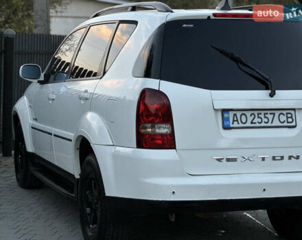 Білий Cанг Йонг Rexton, об'ємом двигуна 2.7 л та пробігом 245 тис. км за 7850 $, фото 20 на Automoto.ua