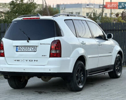 Білий Cанг Йонг Rexton, об'ємом двигуна 2.7 л та пробігом 245 тис. км за 7850 $, фото 14 на Automoto.ua