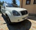 Білий Cанг Йонг Rexton, об'ємом двигуна 2.7 л та пробігом 285 тис. км за 7200 $, фото 8 на Automoto.ua