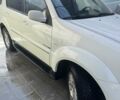 Белый Cанг Йонг Рекстон, объемом двигателя 2.7 л и пробегом 250 тыс. км за 6700 $, фото 4 на Automoto.ua