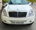 Білий Cанг Йонг Rexton, об'ємом двигуна 2.7 л та пробігом 288 тис. км за 8300 $, фото 1 на Automoto.ua