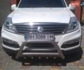 Белый Cанг Йонг Рекстон, объемом двигателя 2.7 л и пробегом 116 тыс. км за 11000 $, фото 1 на Automoto.ua