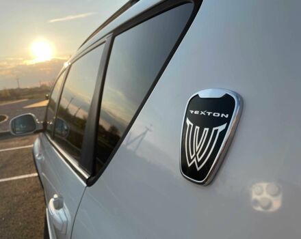 Белый Cанг Йонг Рекстон, объемом двигателя 2.7 л и пробегом 162 тыс. км за 12500 $, фото 2 на Automoto.ua