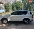 Белый Cанг Йонг Рекстон, объемом двигателя 2.7 л и пробегом 168 тыс. км за 11499 $, фото 6 на Automoto.ua