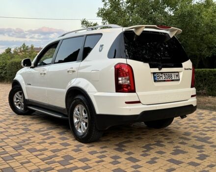 Білий Cанг Йонг Rexton, об'ємом двигуна 2.7 л та пробігом 115 тис. км за 12300 $, фото 12 на Automoto.ua