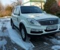 Белый Cанг Йонг Рекстон, объемом двигателя 2.7 л и пробегом 186 тыс. км за 11950 $, фото 6 на Automoto.ua