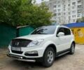 Белый Cанг Йонг Рекстон, объемом двигателя 2.7 л и пробегом 170 тыс. км за 12299 $, фото 5 на Automoto.ua