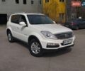 Білий Cанг Йонг Rexton, об'ємом двигуна 2.7 л та пробігом 147 тис. км за 10500 $, фото 1 на Automoto.ua