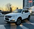 Белый Cанг Йонг Рекстон, объемом двигателя 2.7 л и пробегом 175 тыс. км за 11100 $, фото 1 на Automoto.ua