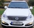 Белый Cанг Йонг Рекстон, объемом двигателя 2 л и пробегом 135 тыс. км за 12700 $, фото 1 на Automoto.ua