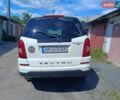 Білий Cанг Йонг Rexton, об'ємом двигуна 2 л та пробігом 232 тис. км за 10299 $, фото 19 на Automoto.ua