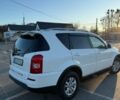 Білий Cанг Йонг Rexton, об'ємом двигуна 2 л та пробігом 73 тис. км за 12700 $, фото 3 на Automoto.ua
