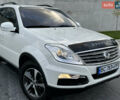Білий Cанг Йонг Rexton, об'ємом двигуна 2.16 л та пробігом 100 тис. км за 17500 $, фото 4 на Automoto.ua