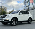 Білий Cанг Йонг Rexton, об'ємом двигуна 2.16 л та пробігом 100 тис. км за 17500 $, фото 7 на Automoto.ua