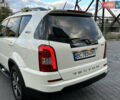 Білий Cанг Йонг Rexton, об'ємом двигуна 2.16 л та пробігом 100 тис. км за 17500 $, фото 11 на Automoto.ua