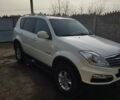 Білий Cанг Йонг Rexton, об'ємом двигуна 2.2 л та пробігом 130 тис. км за 17500 $, фото 23 на Automoto.ua