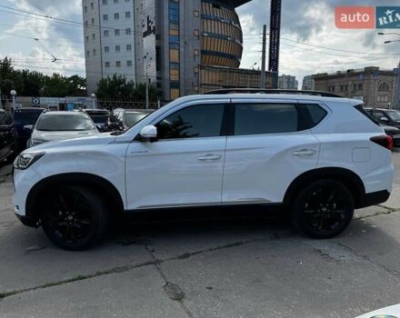 Білий Cанг Йонг Rexton, об'ємом двигуна 2.2 л та пробігом 13 тис. км за 46290 $, фото 1 на Automoto.ua